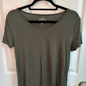 green soft t shirt